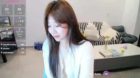 Snapshot of _smileflower_ chatting on April 23, 2026, 12:29 pm winni online show from April 23, 2026, 12:29 pm