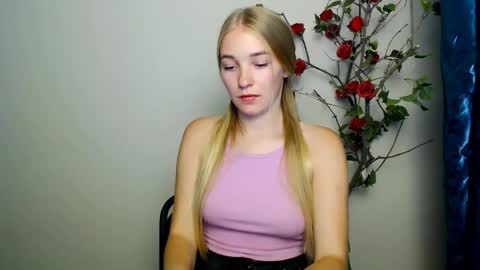 Rachel online show from September 23, 2025, 7:06 pm