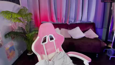 Brittany online show from April 19, 2026, 10:12 pm