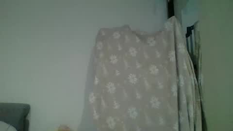 Melisa online show from November 12, 2025, 6:30 pm