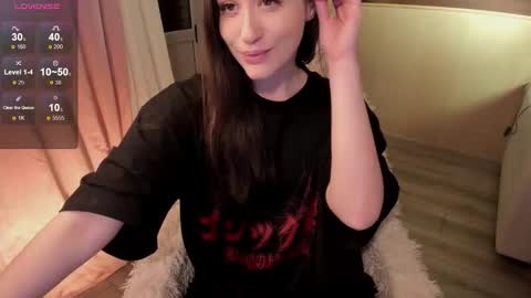 _sserendipityy_ online show from December 3, 2025, 8:51 pm