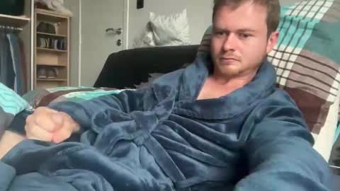 _stevie___ online show from October 4, 2025, 8:56 am