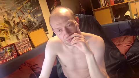 Snapshot of _svenerd_____ chatting on April 28, 2026, 2:27 am _svenerd_____ online show from April 28, 2026, 2:27 am