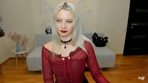 Marie online show from February 19, 2025, 2:44 pm