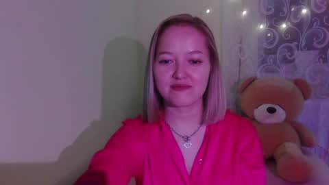 _sweet_smile_ online show from October 2, 2025, 9:33 pm