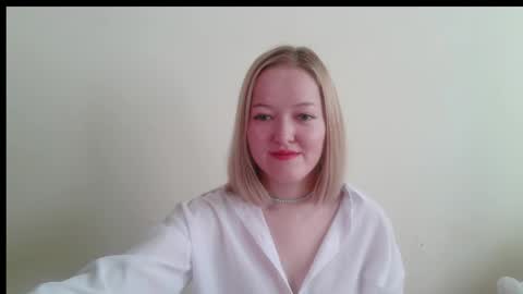 _sweet_smile_ online show from October 6, 2025, 9:07 am