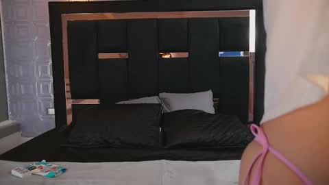 Angel online show from November 29, 2025, 11:57 am