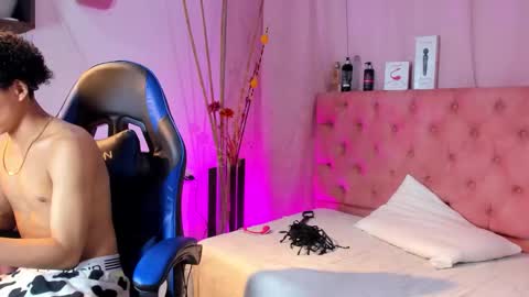 Snapshot of _taylor_black chatting on March 22, 2026, 10:24 pm Taylor online show from March 22, 2026, 10:24 pm