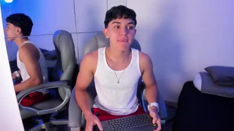 _taylorblack online show from April 21, 2026, 11:38 am