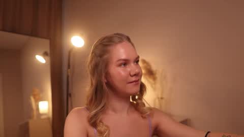 Annie online show from February 23, 2025, 1:24 am