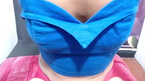 Snapshot of _thamaraa_ chatting on July 18, 2026, 3:49 pm Tamara online show from July 18, 2026, 3:49 pm