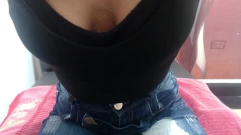 Snapshot of _thamaraa_ chatting on July 28, 2026, 7:39 pm Tamara online show from July 28, 2026, 7:39 pm