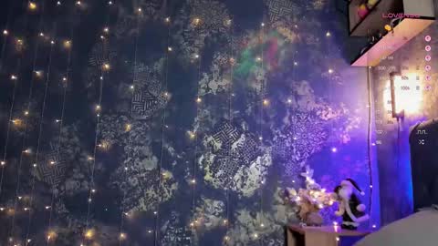 Snapshot of _thenightmoon_ chatting on December 15, 2025, 1:54 am _thenightmoon_ online show from December 15, 2025, 1:54 am