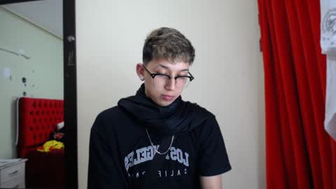 Thomas online show from December 3, 2024, 5:53 am