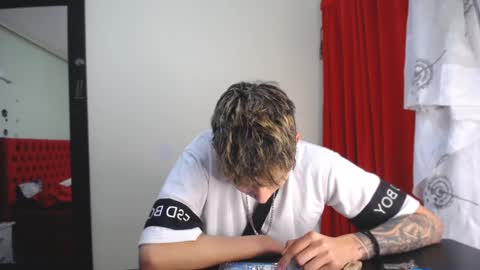 Thomas online show from January 7, 2025, 8:21 pm