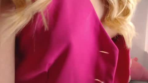 _tiffany1 online show from April 8, 2026, 1:16 am