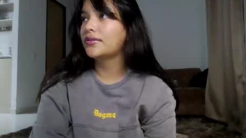 Snapshot of _tokyo01 chatting on December 19, 2025, 8:43 am Tokyo01 online show from December 19, 2025, 8:43 am