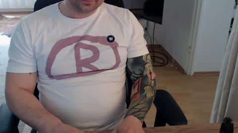 _trythis_ online show from April 6, 2026, 3:02 pm