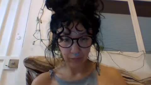 _tutti_frutti_ online show from February 28, 2025, 4:43 am