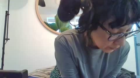 Snapshot of _tutti_frutti_ chatting on May 21, 2026, 10:17 pm _tutti_frutti_ online show from May 21, 2026, 10:17 pm
