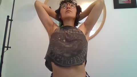 Snapshot of _tutti_frutti_ chatting on July 13, 2026, 9:50 pm _tutti_frutti_ online show from July 13, 2026, 9:50 pm