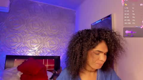 Snapshot of _vennuss_ chatting on March 6, 2025, 5:35 am Venus online show from March 6, 2025, 5:35 am