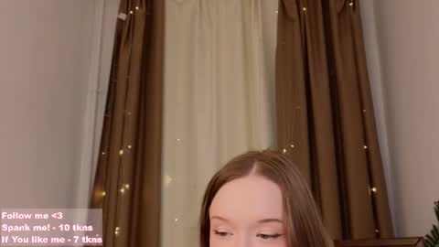 Violet online show from March 12, 2025, 11:33 pm