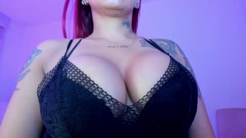 Snapshot of _viviana chatting on February 21, 2026, 1:39 am INSTAGRAM pinzon viviana online show from February 21, 2026, 1:39 am