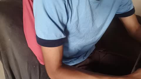 _vov_ online show from April 5, 2026, 4:42 am