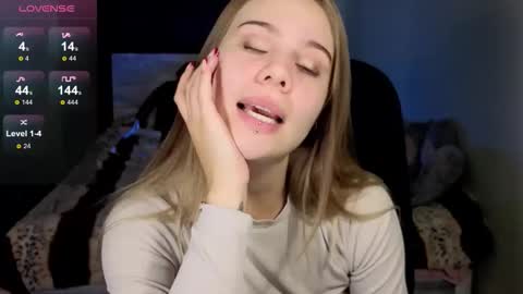 Vera online show from October 1, 2025, 9:37 am