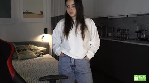 Kristina online show from September 13, 2025, 1:00 pm