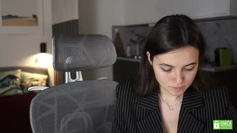 Kristina online show from September 26, 2025, 1:15 pm