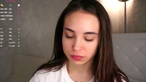 Anna online show from March 8, 2025, 11:58 am