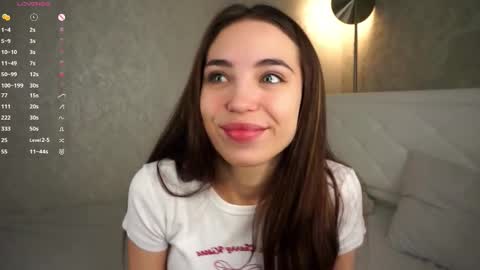 Anna online show from March 9, 2025, 4:38 am