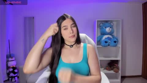 Snapshot of _wtdreamgirl chatting on May 9, 2026, 10:53 am Luisa online show from May 9, 2026, 10:53 am