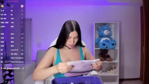 Snapshot of _wtdreamgirl chatting on May 12, 2026, 6:32 am Luisa online show from May 12, 2026, 6:32 am