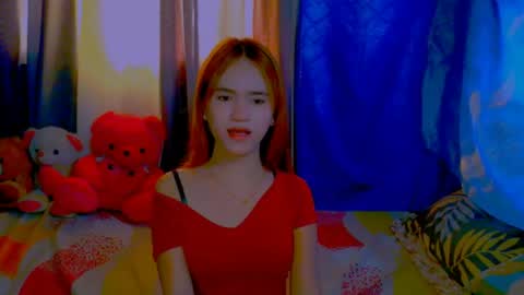 Snapshot of _xxlilly chatting on May 15, 2026, 8:32 am _xxlilly online show from May 15, 2026, 8:32 am