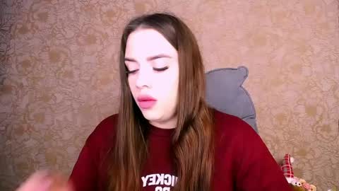 Alisa online show from April 24, 2026, 4:15 am