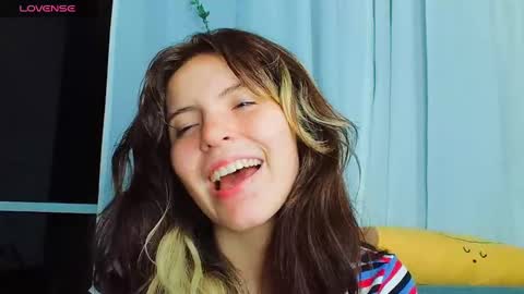 _yourcherrybomb online show from February 4, 2025, 11:05 am