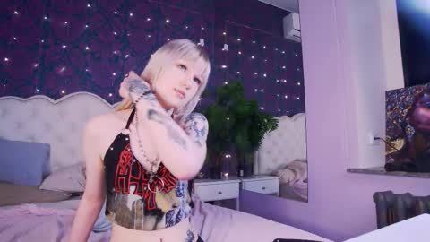 Emy online show from March 15, 2026, 8:37 pm