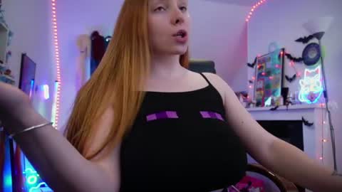 Snapshot of _yummy_girl_ chatting on July 26, 2026, 2:02 pm Polly online show from July 26, 2026, 2:02 pm