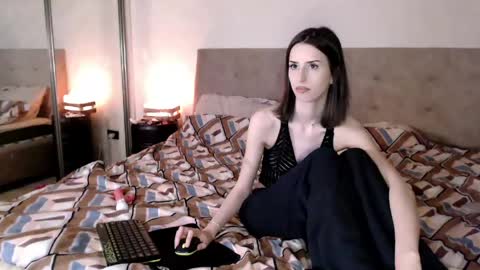 Snapshot of _yummybabes_ chatting on May 21, 2026, 5:09 pm Nicole Thomas Dave online show from May 21, 2026, 5:09 pm