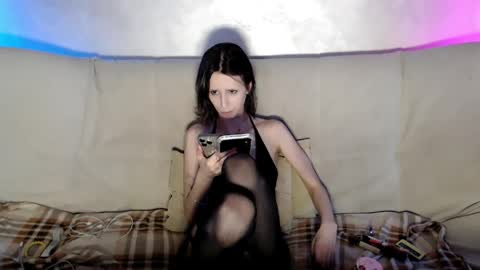 Snapshot of _yummybabes_ chatting on May 26, 2026, 9:49 am Nicole Thomas Dave online show from May 26, 2026, 9:49 am