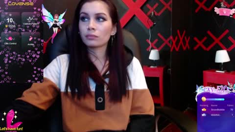 Yuyi online show from January 23, 2025, 2:17 pm