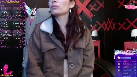 Yuyi online show from January 31, 2025, 2:49 pm