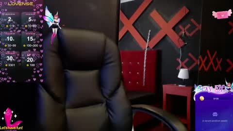 Yuyi online show from February 13, 2025, 11:17 am