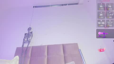  Zoe  online show from December 7, 2024, 12:08 am