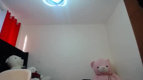 Zoilah online show from December 11, 2024, 3:05 pm