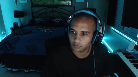 a4orce online show from February 13, 2025, 4:43 am