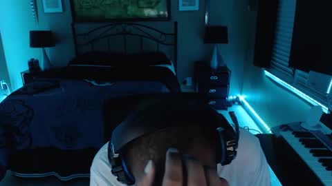 a4orce online show from February 20, 2025, 2:07 am